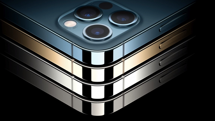 苹果 iPhone 12 Pro 真机上手视频曝光：石墨色质感绝佳，手术级不锈钢边框闪亮